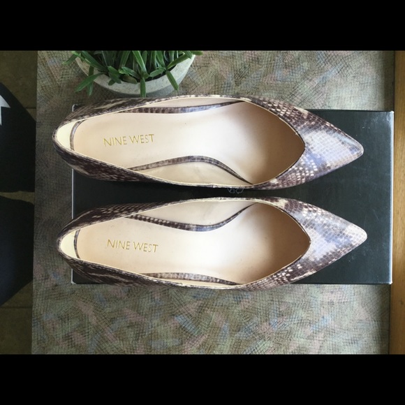 Nine West Snake Skin Wedges - Picture 2 of 7